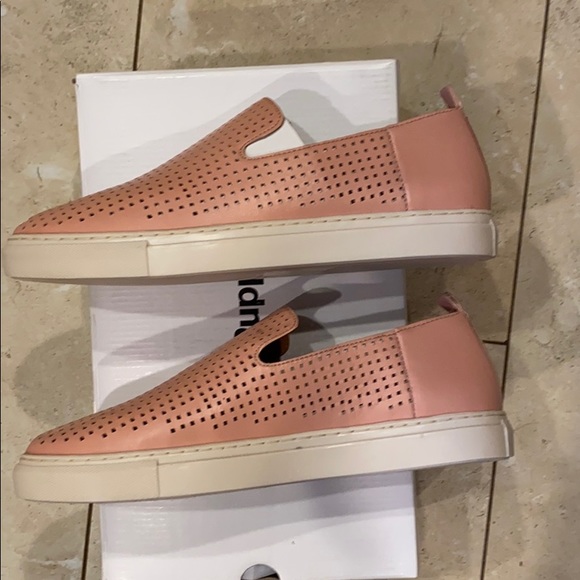 Blush Hush Puppies slip ons size 9 - Picture 5 of 11